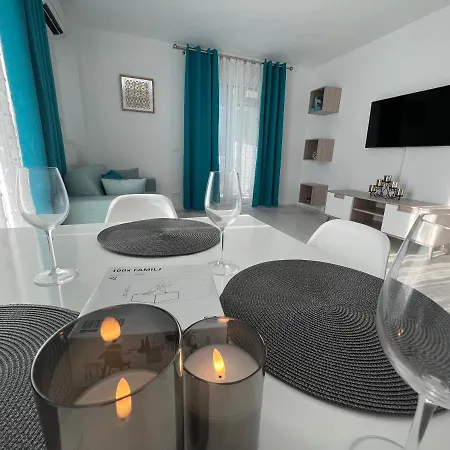 321 -grand Apartment- Apartament *