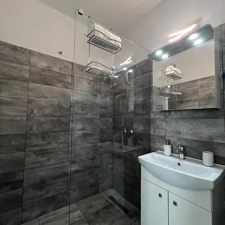 321 -grand Apartment- Năvodari